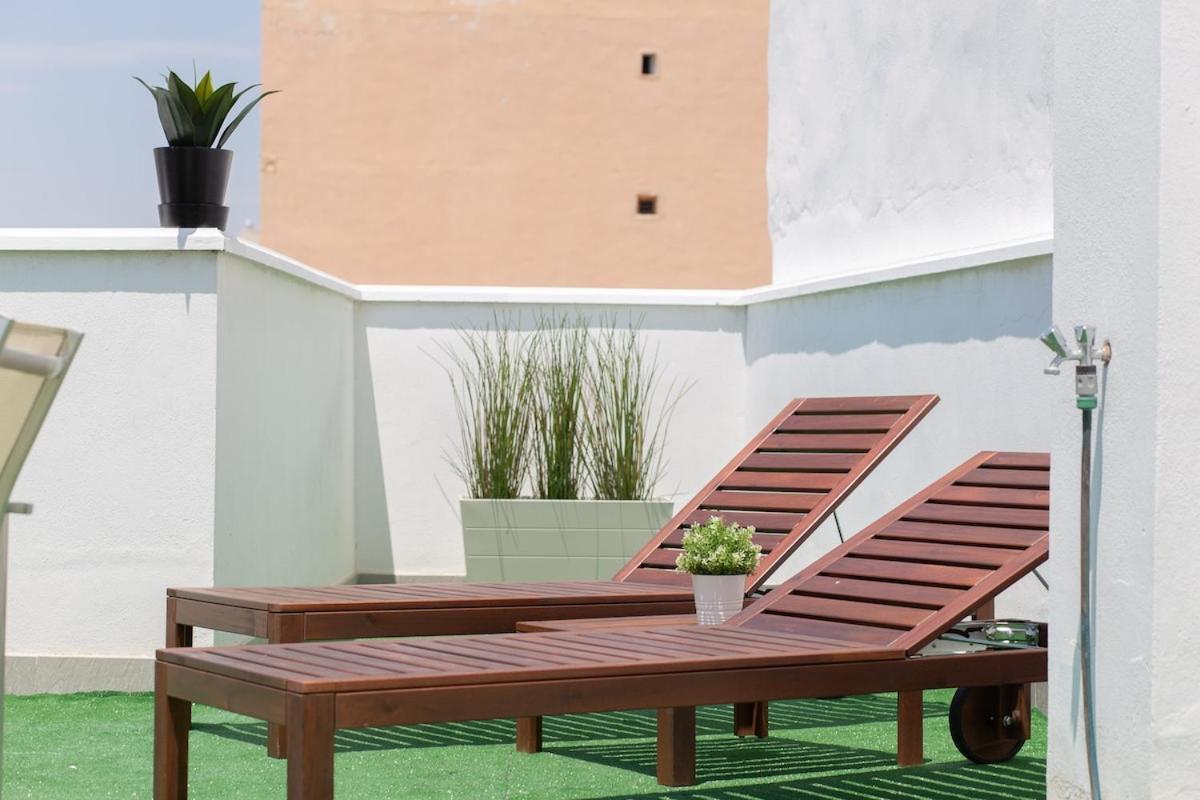 C56 - Studio With Amazing Terrace In The Centre Málaga Exterior foto